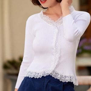 NWT - Lace Trim V Neck Button Up 3/4 Sleeve White Cardigan - Size 2XL
